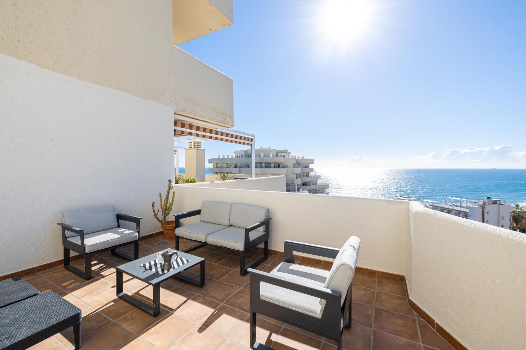 Holidays2Benal Beach Terraza Solarium Benalmádena Exteriör bild